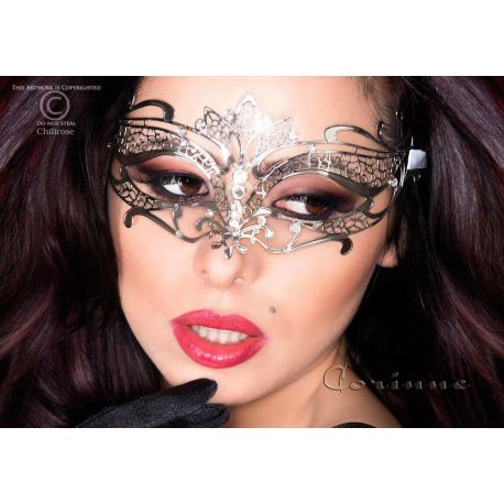 Masque luxueux métal argent et strass